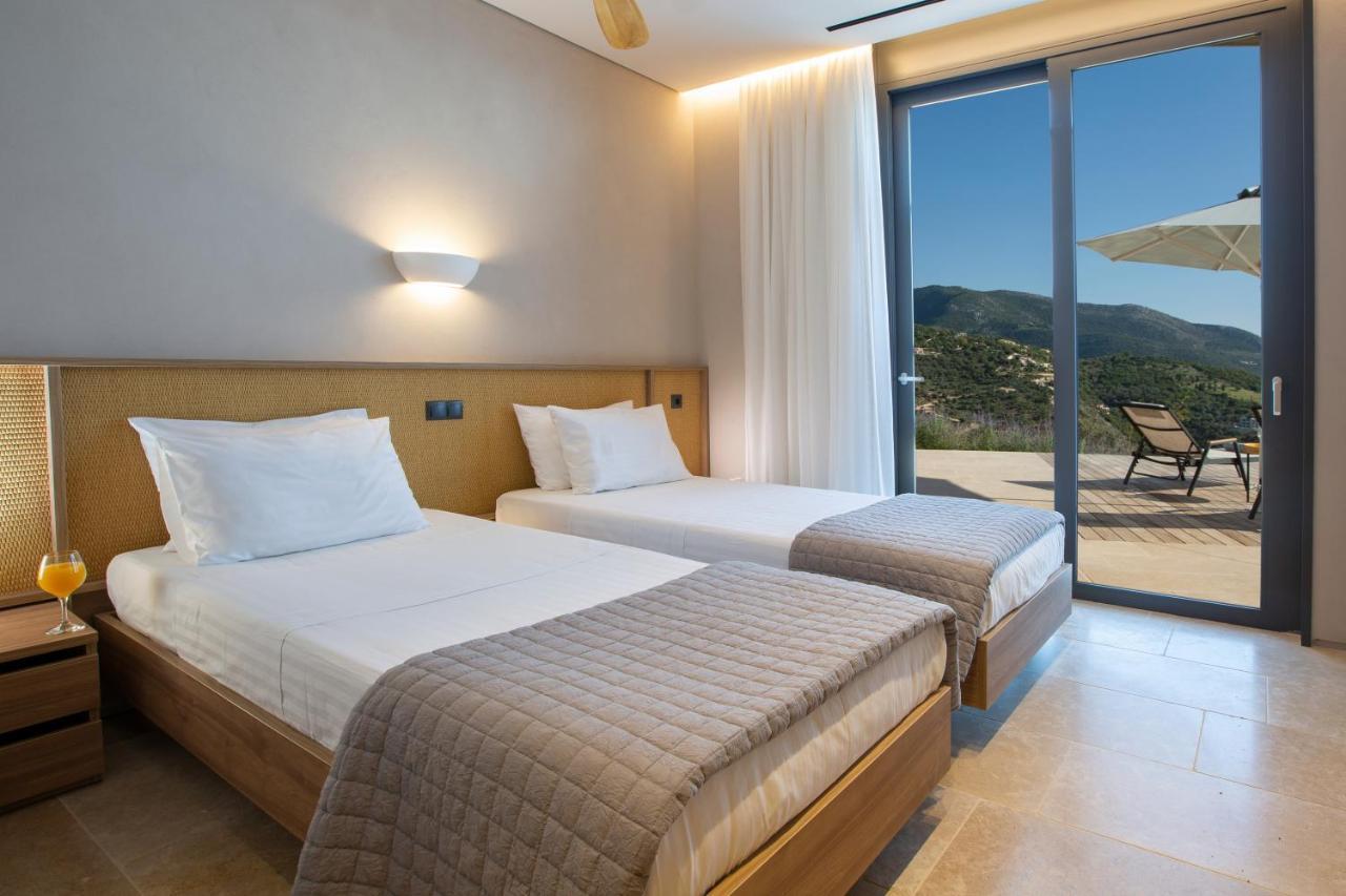 Blooms Of Sivota Bay - Luxury Villas With Private Heated Pool Exteriér fotografie